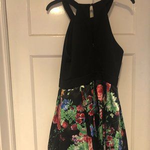 Junior Black/floral dress Size 13